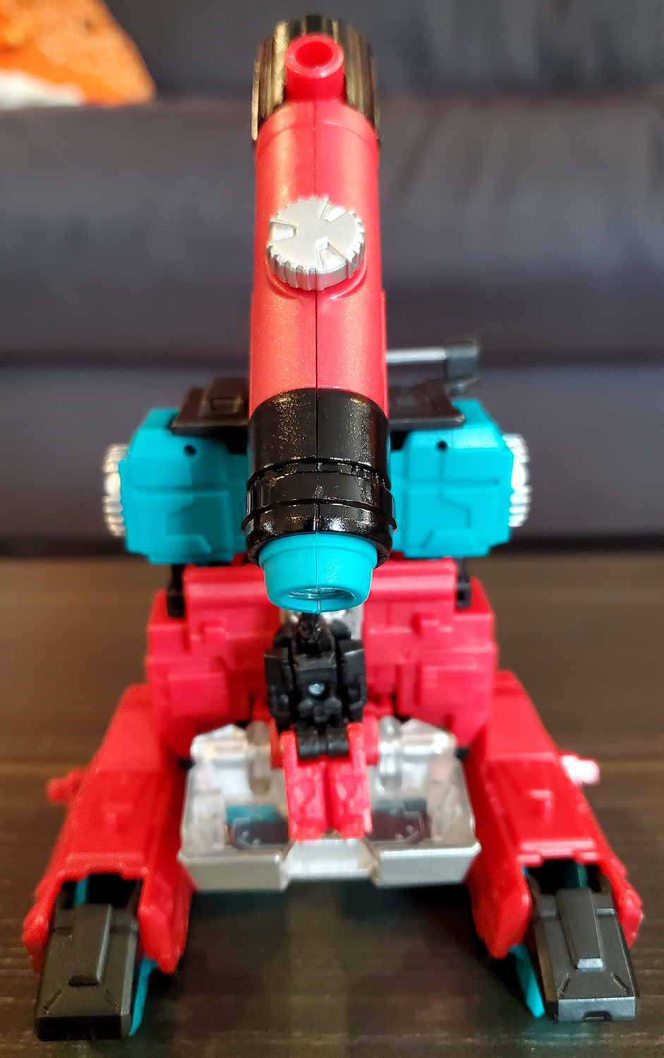 Perceptor Standing Alt Mode