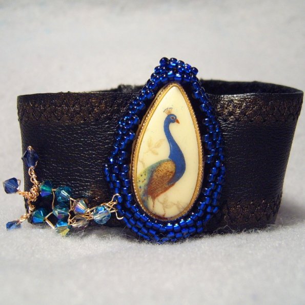 peacockcuff1