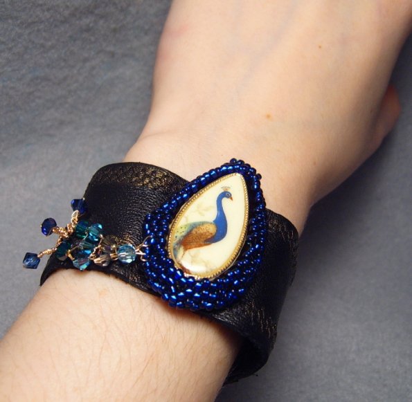 peacockcuff3