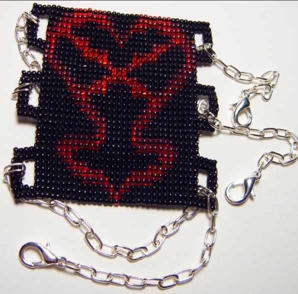 chainedheartlesscuff2